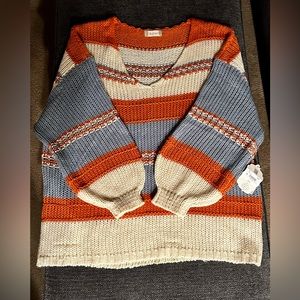 Alter’d State Sweater Size L, NWT